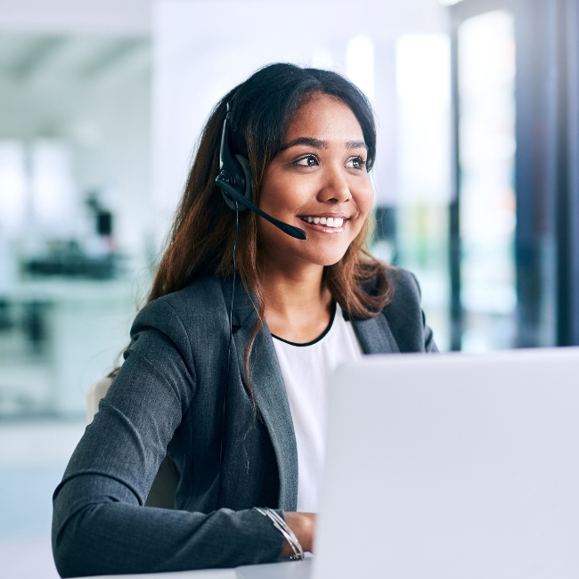 邦达跨境全程专属客服团队,提供跨境电商全周期护航服务(产品推广/店铺运营/供应链管理),配备1V1专业顾问实时响应问题,通过风险预警与运营策略联动机制,保障跨境业务高效运转与风险可控